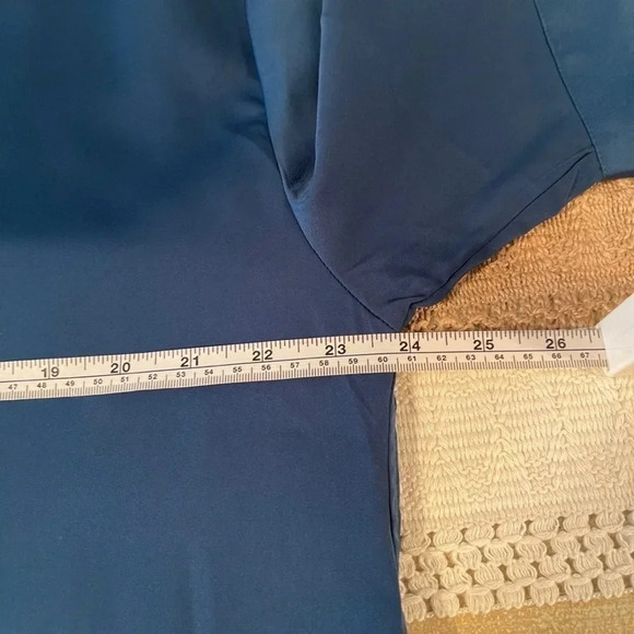 WHO What Wear low turtleneck, button up shirt, 3/4 length sleeves. - Picture 5 of 9